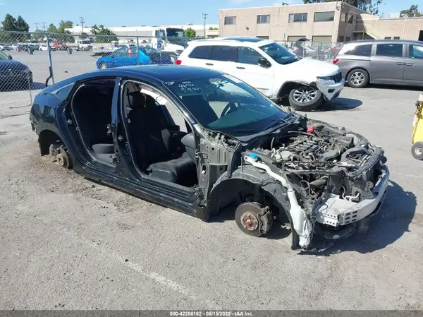 19XFC1F34HE202819 2017 HONDA CIVIC - Image 1
