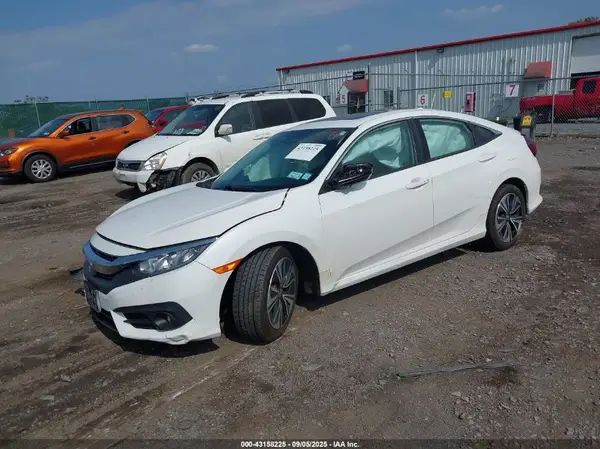 19XFC1F34HE206661 2017 HONDA CIVIC - Image 2