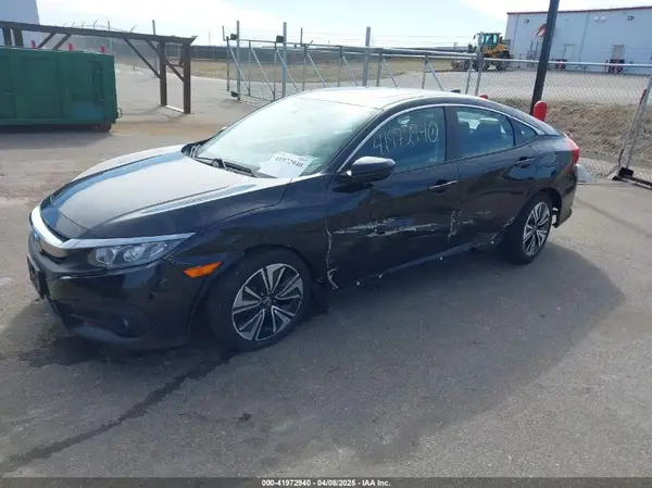19XFC1F34JE001332 2018 HONDA CIVIC - Image 2