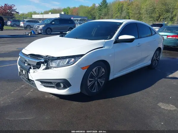 19XFC1F34JE201577 2018 HONDA CIVIC - Image 2