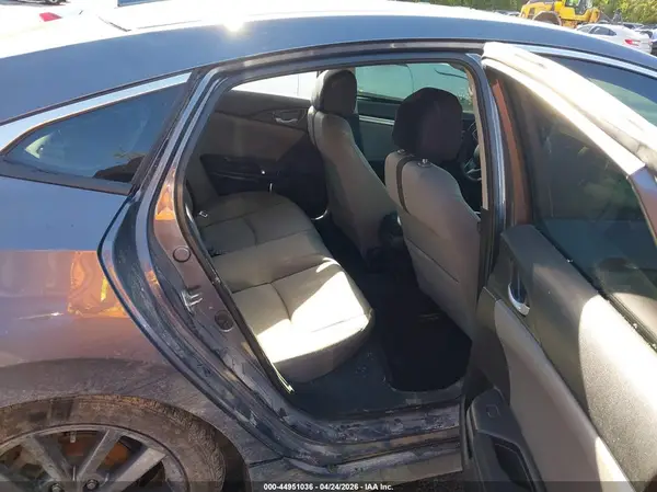 19XFC1F34KE013479 2019 HONDA CIVIC - Image 8
