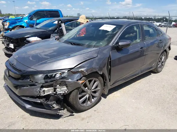 19XFC1F34KE013899 2019 HONDA CIVIC - Image 2