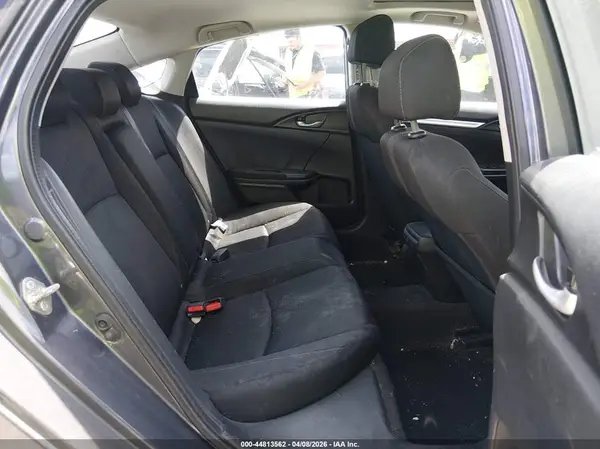 19XFC1F34KE013899 2019 HONDA CIVIC - Image 8