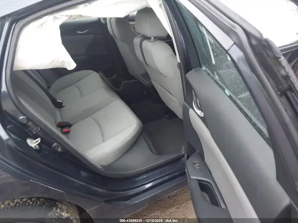 19XFC1F34KE015863 2019 HONDA CIVIC - Image 8