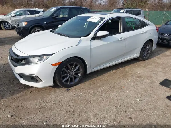 19XFC1F34KE018682 2019 HONDA CIVIC - Image 2