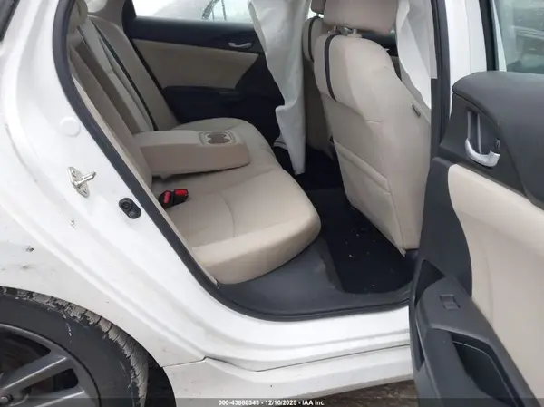 19XFC1F34KE018844 2019 HONDA CIVIC - Image 8