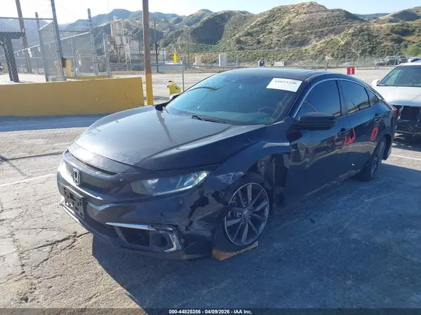 19XFC1F34KE203430 2019 HONDA CIVIC - Image 2