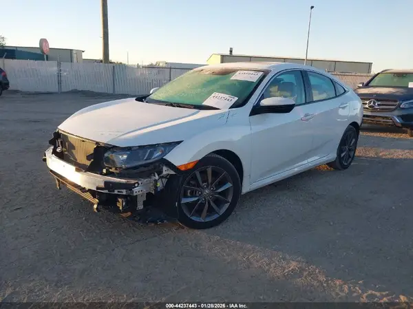 19XFC1F34LE011555 2020 HONDA CIVIC - Image 2