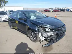 19XFC1F34LE020305 2020 HONDA CIVIC