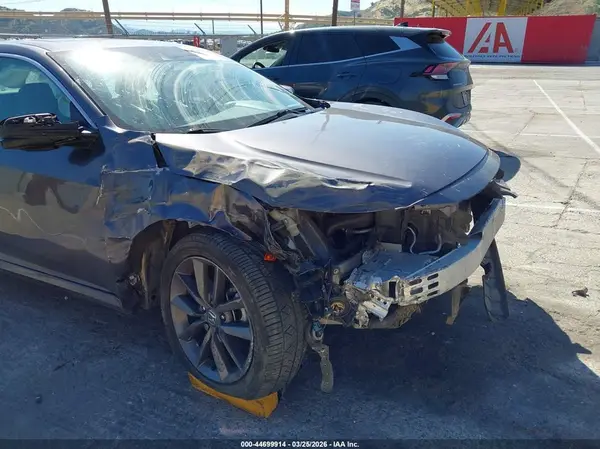 2020 HONDA CIVIC auction photo 6