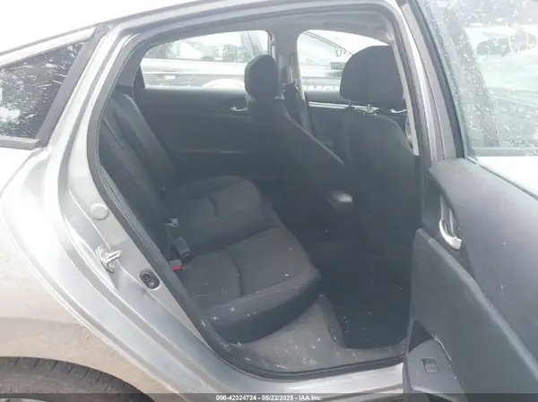 19XFC1F35GE000392 2016 HONDA CIVIC - Image 8