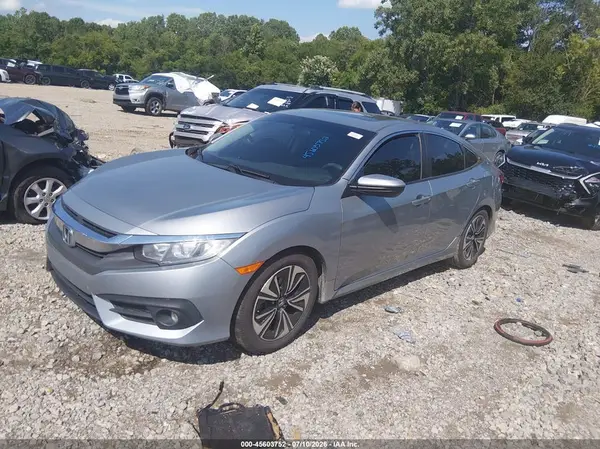 19XFC1F35GE025258 2016 HONDA CIVIC - Image 2
