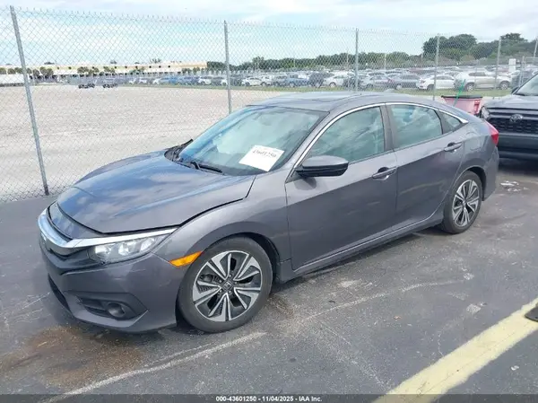 19XFC1F35GE026359 2016 HONDA CIVIC - Image 2