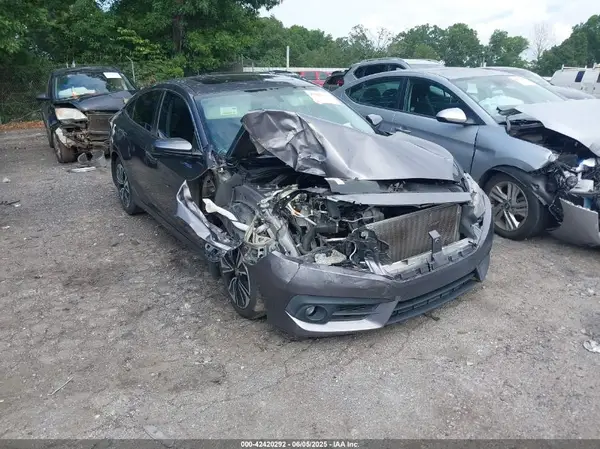 19XFC1F35GE033781 2016 HONDA CIVIC - Image 1