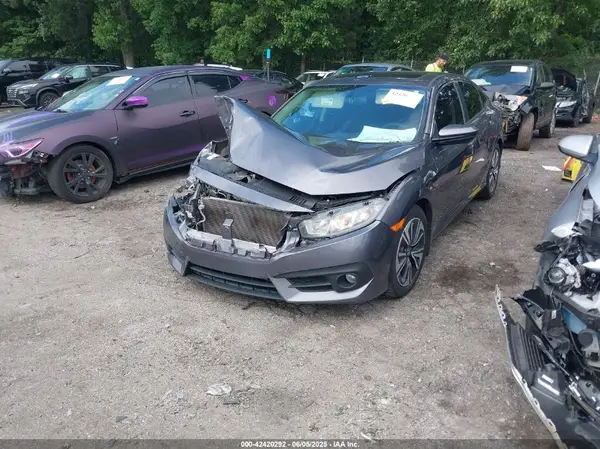 19XFC1F35GE033781 2016 HONDA CIVIC - Image 2