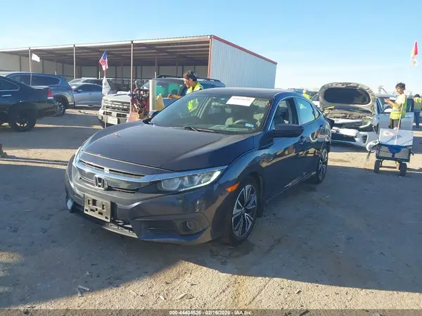 19XFC1F35GE043632 2016 HONDA CIVIC - Image 2