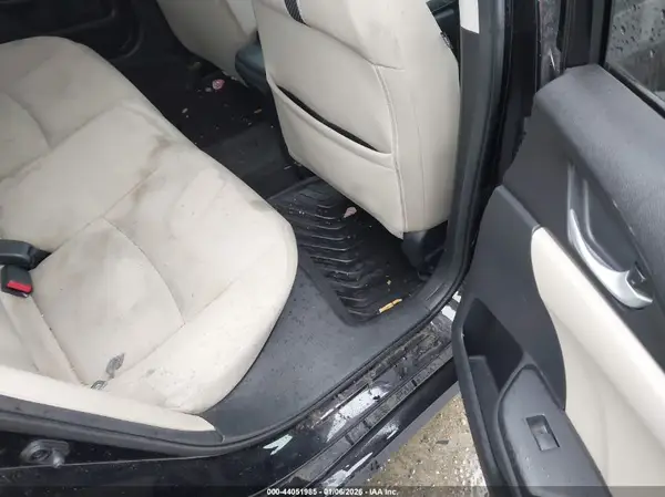 19XFC1F35GE202360 2016 HONDA CIVIC - Image 8