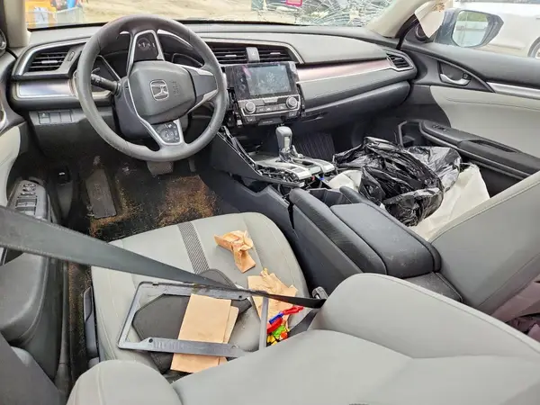 19XFC1F35GE202472 2016 HONDA CIVIC - Image 8