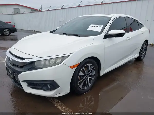 19XFC1F35GE206229 2016 HONDA CIVIC - Image 2