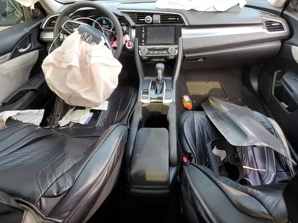 19XFC1F35GE211317 2016 HONDA CIVIC - Image 8