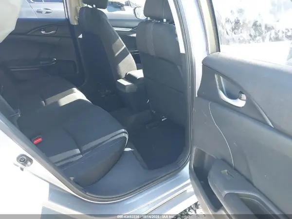 19XFC1F35GE220180 2016 HONDA CIVIC - Image 8