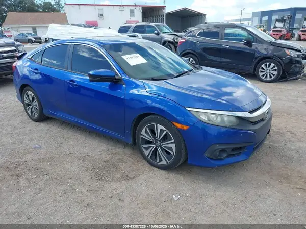 19XFC1F35HE004573 2017 HONDA CIVIC - Image 1