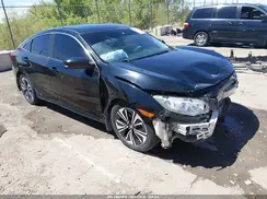 19XFC1F35HE009806 2017 HONDA CIVIC