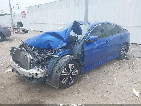 19XFC1F35HE015895 2017 HONDA CIVIC - Image 2