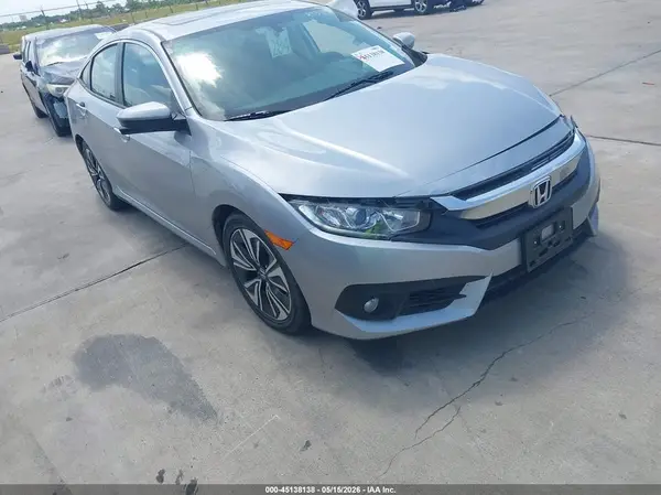 19XFC1F35HE017663 2017 HONDA CIVIC - Image 1