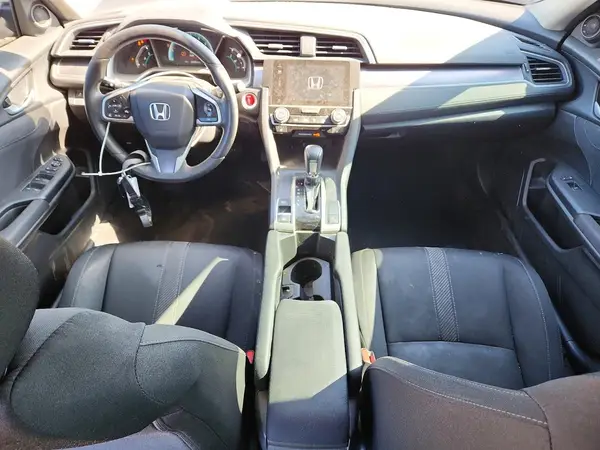 19XFC1F35HE026105 2017 HONDA CIVIC - Image 8