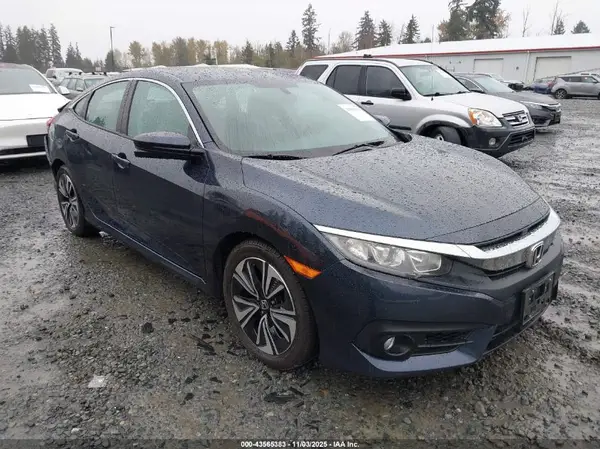 19XFC1F35HE028775 2017 HONDA CIVIC - Image 1