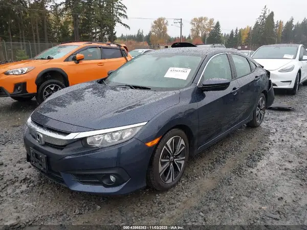 19XFC1F35HE028775 2017 HONDA CIVIC - Image 2