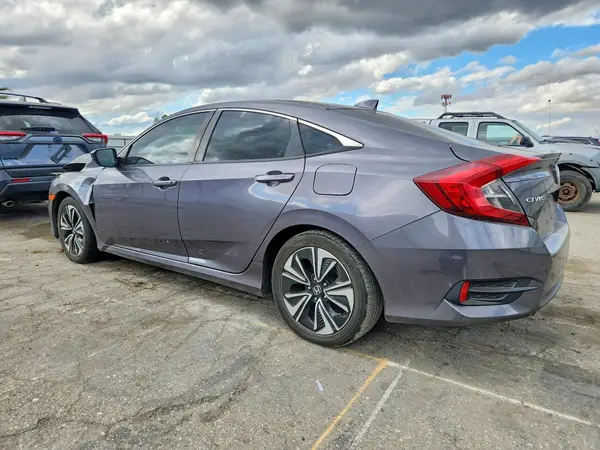 19XFC1F35HE029652 2017 HONDA CIVIC - Image 2