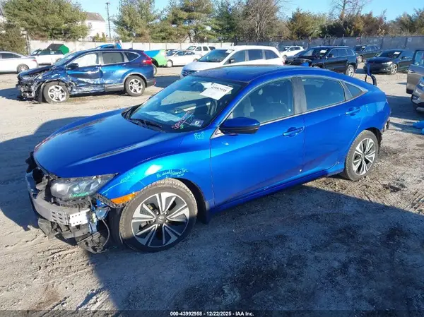 19XFC1F35HE202568 2017 HONDA CIVIC - Image 2