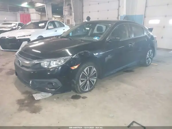19XFC1F35HE202716 2017 HONDA CIVIC - Image 2