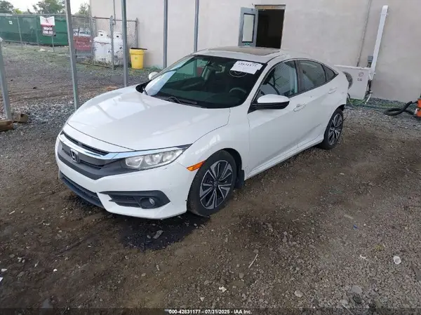19XFC1F35HE203669 2017 HONDA CIVIC - Image 2