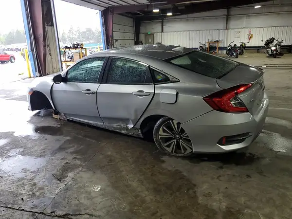 19XFC1F35HE209956 2017 HONDA CIVIC - Image 2