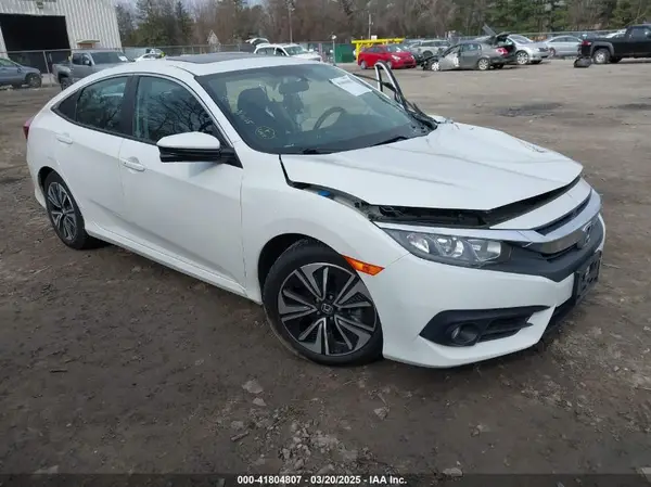 19XFC1F35JE201202 2018 HONDA CIVIC - Image 1