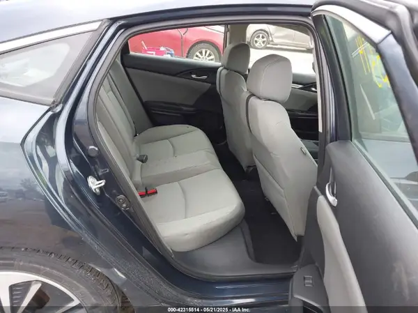 19XFC1F35JE201765 2018 HONDA CIVIC - Image 8