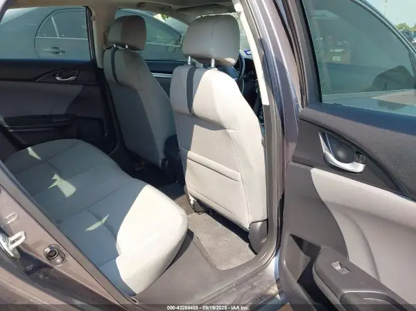 19XFC1F35KE010252 2019 HONDA CIVIC - Image 8