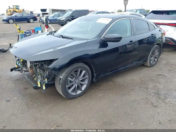 19XFC1F35KE203808 2019 HONDA CIVIC - Image 2