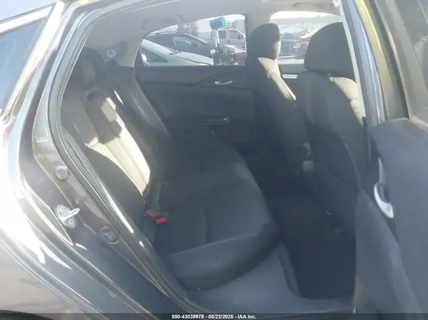 19XFC1F35KE209866 2019 HONDA CIVIC - Image 8