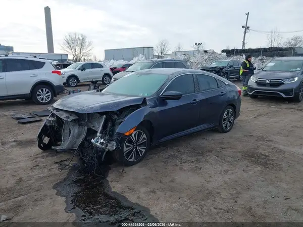 19XFC1F36GE201878 2016 HONDA CIVIC - Image 2