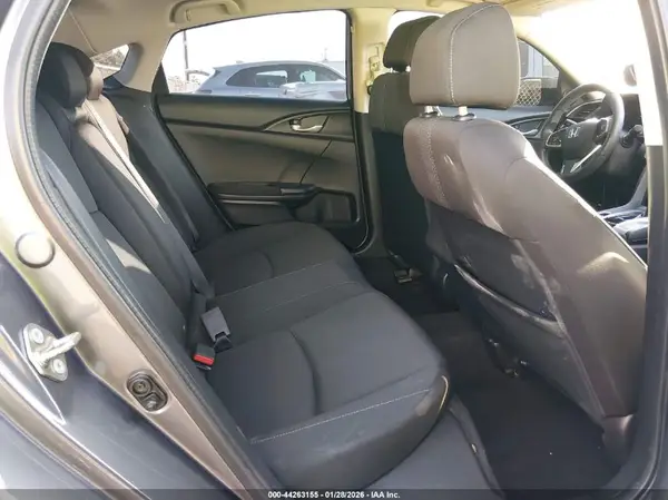 19XFC1F36GE208894 2016 HONDA CIVIC - Image 8