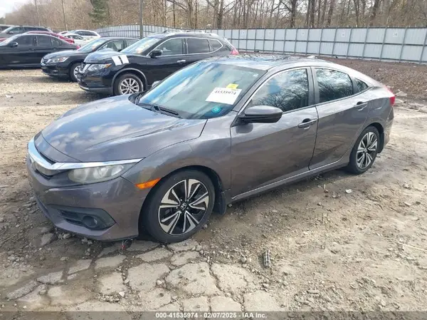 19XFC1F36HE000788 2017 HONDA CIVIC - Image 2