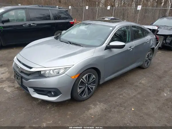 19XFC1F36HE006364 2017 HONDA CIVIC - Image 2