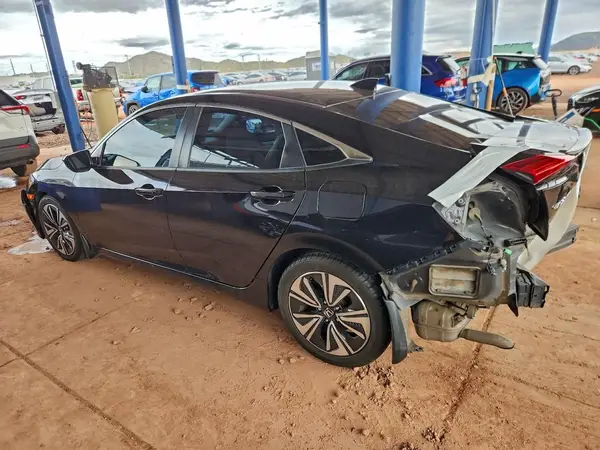 19XFC1F36HE010818 2017 HONDA CIVIC - Image 2
