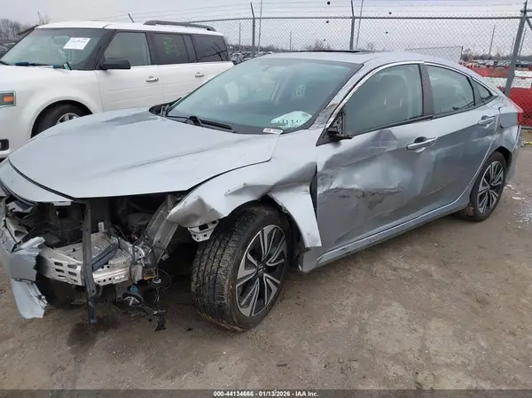 19XFC1F36HE019843 2017 HONDA CIVIC - Image 2