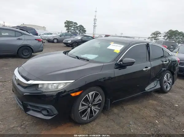 19XFC1F36HE025898 2017 HONDA CIVIC - Image 2