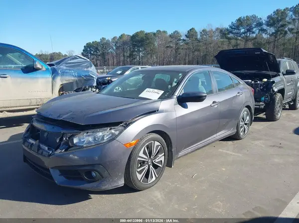 19XFC1F36HE028087 2017 HONDA CIVIC - Image 2